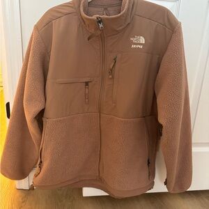 North Face X SKIMS 1995 Retro Denali Fleece Jacket